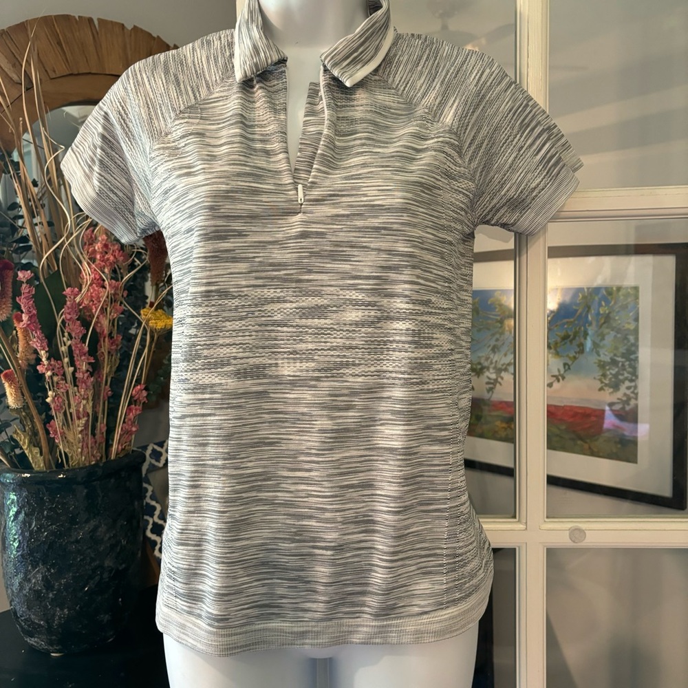 Athleta Momentum Space Dye Seamless Polo Small Like New